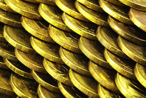 Münzen in Reih und Glied